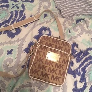 Micheal Kors satchel